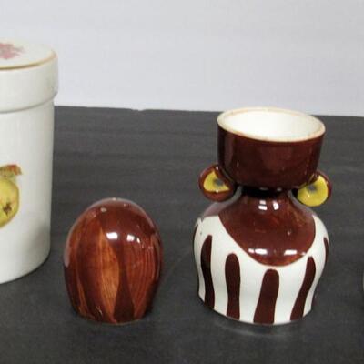 Misc Kitchenware Lot, Figural Shakers and Eggcup, Figural Mug, Metlox Red Rooster Bowls, More