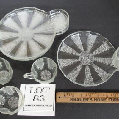 Set of 4 Vintage Jeanette Dew Drop Snack Plate/Cup Sets