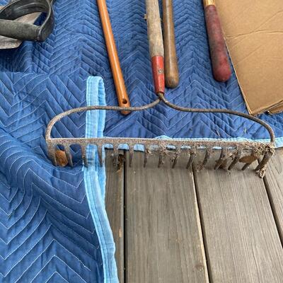 Yard and Maintenance Tools