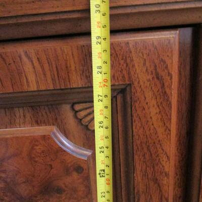 Broyhill China Hutch Base Only