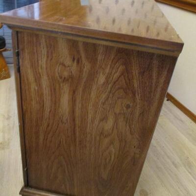 Broyhill China Hutch Base Only