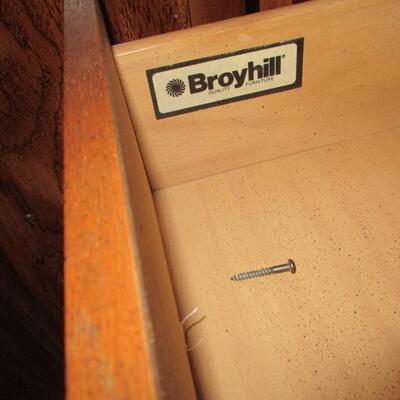 Broyhill China Hutch Base Only