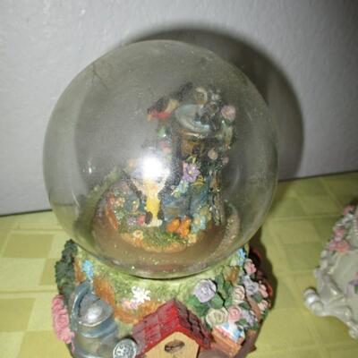 Snowglobe Collection