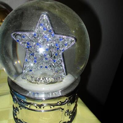 Snowglobe Collection