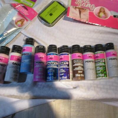 Craft/Paints