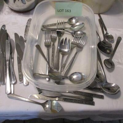 Mixed set Flatware