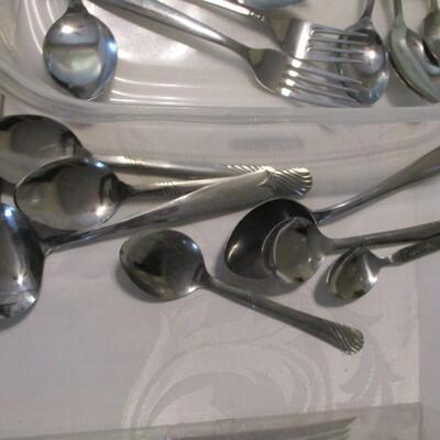 Mixed set Flatware