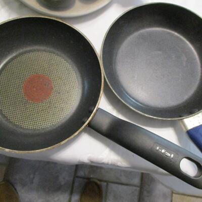 Pots & Skillets
