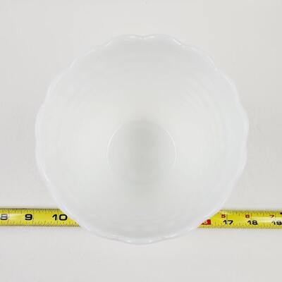 FIRE KING HOBNAIL WHITE VASE #15