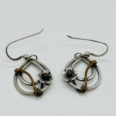 Lot 102: Sterling and copper Brooch, pendant and pierced earrings