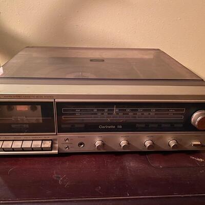 Realistic Turntable/Receiver/Cassette player/speakers