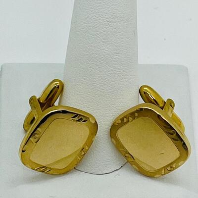 Lot 108: Speidel USA Goldtone Cufflinks