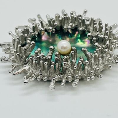 Lot 110: Silver Brooch Textured Frames, Abalone Backdrop, Center-Set Cultured Pearl, Marked 800