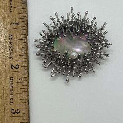 Lot 110: Silver Brooch Textured Frames, Abalone Backdrop, Center-Set Cultured Pearl, Marked 800