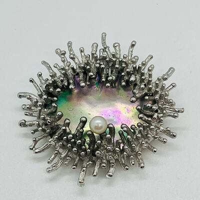 Lot 110: Silver Brooch Textured Frames, Abalone Backdrop, Center-Set Cultured Pearl, Marked 800