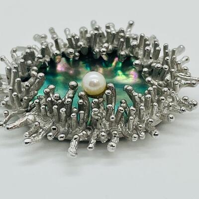 Lot 110: Silver Brooch Textured Frames, Abalone Backdrop, Center-Set Cultured Pearl, Marked 800