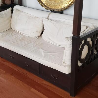 Oriental Seat Sofa Bed