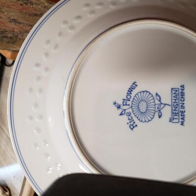 Asian Themed Dish Set