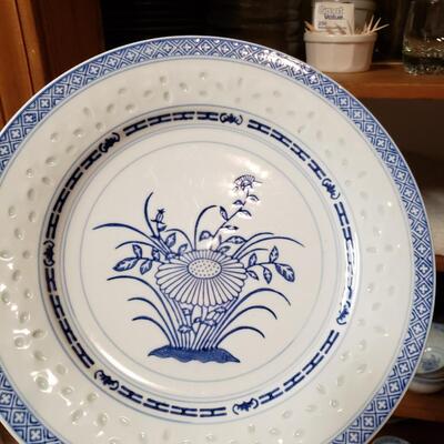 Asian Themed Dish Set