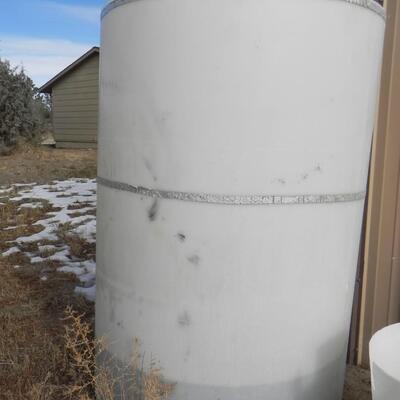 LOT 180  RAINWATER TANK