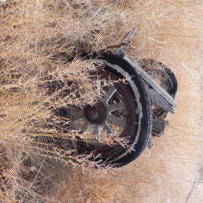 LOT 90  WAGON WHEELS