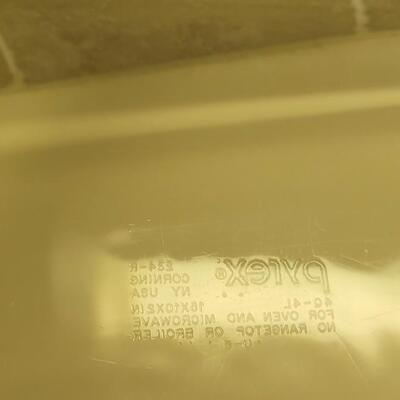 Lot 55: (4) Clear Pyrex Casserole Dishes