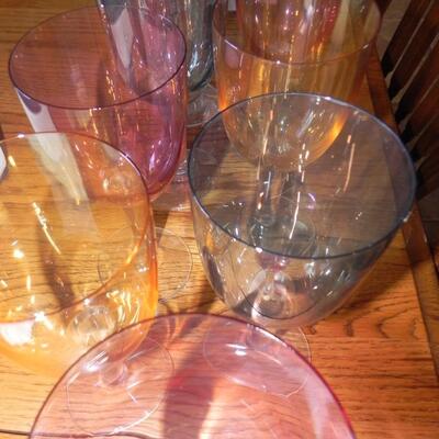 LOT 183  VINTAGE COLORED WINE GLASSES