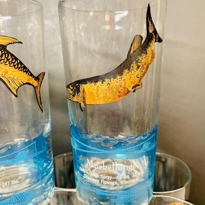 Lot 436: Vintage MCM Fish Glasses: Deepsea Weight Winners