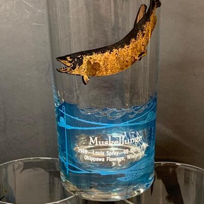Lot 436: Vintage MCM Fish Glasses: Deepsea Weight Winners