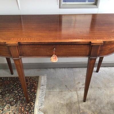 D - 621 Vintage Mahogany Console Table with Inlay