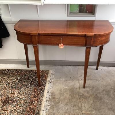 D - 621 Vintage Mahogany Console Table with Inlay