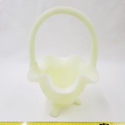 FENTON SATIN CUSTARD BASKET