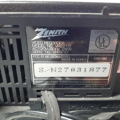 VCR Zenith vr2210