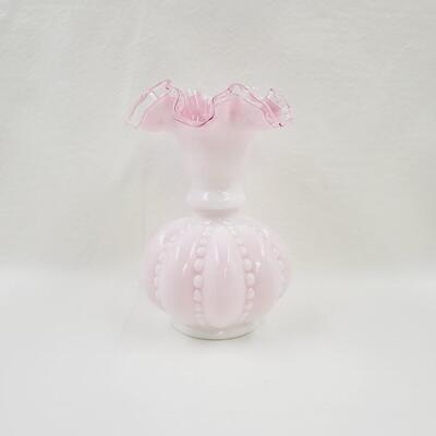 WHITE & PINK CRESTED/ RUFFLED GLASS VASE