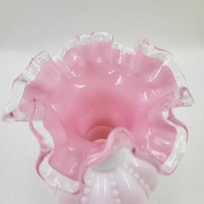 WHITE & PINK CRESTED/ RUFFLED GLASS VASE