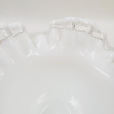 VINTAGE CRESTED / RUFFLED WHITE GLASS BOWL