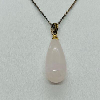 Lot 113: Vintage Rose Quartz Teardrop Pendant