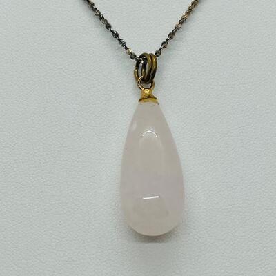 Lot 113: Vintage Rose Quartz Teardrop Pendant