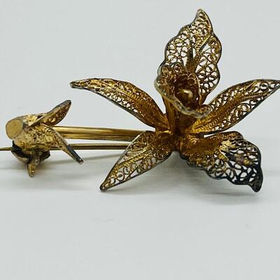 Lot 121: Krementz Two-Tone Flower Pin, 925 Bow with CZ's and More
