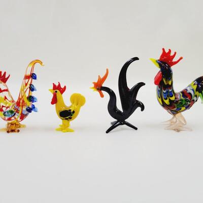 4 PC HAND BLOWN ROOSTER - CHICKEN COLLECTABLES