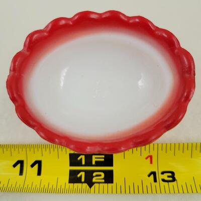 VINTAGE NESTING CHICKEN BUNDLE - WESTMORLAND LITTLE RED CHICKEN