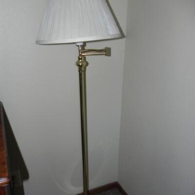 LOT 204  FLOOR LAMP AND FRAMED ART