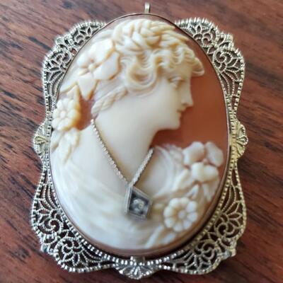 Cameo Brooch-Pendant with diamond accent