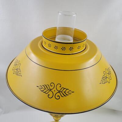 VINTAGE YELLOW W/ BLACK TOLEWARE TABLE LAMP - METAL BODY & SHADE