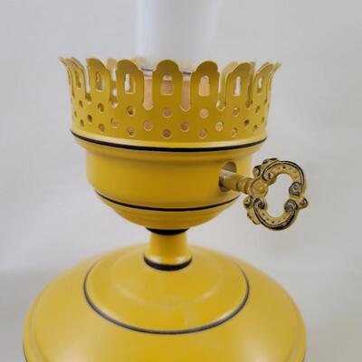 VINTAGE YELLOW W/ BLACK TOLEWARE TABLE LAMP - METAL BODY & SHADE