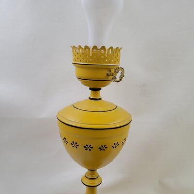 VINTAGE YELLOW W/ BLACK TOLEWARE TABLE LAMP - METAL BODY & SHADE