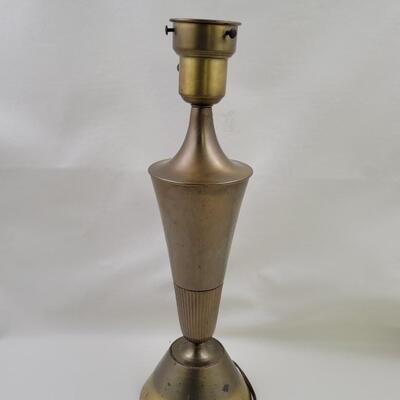 VINTAGE MID-CENTURY HAMMERED BRASS LAMP