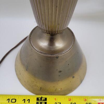 VINTAGE MID-CENTURY HAMMERED BRASS LAMP
