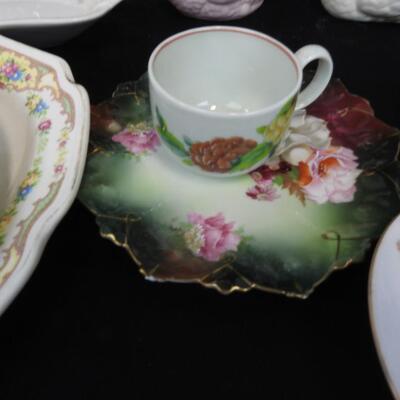 14 pc Home & Kitchen: Serving Tray & Saucers(Vintage?), 2 Face Clock