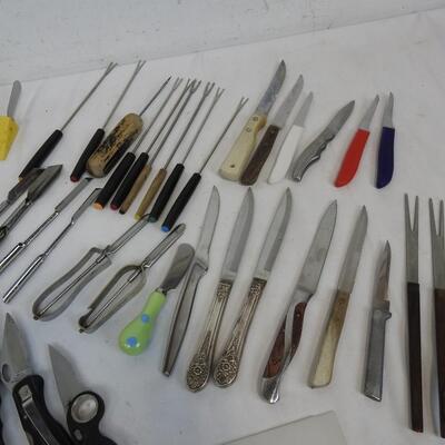 39 pc Knives, Peelers, Fondue Forks, Whetstone, Pocketknives
